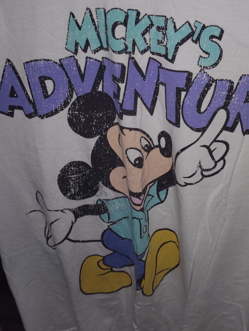 Disneys Mickeys Adventure graphic T shirt white